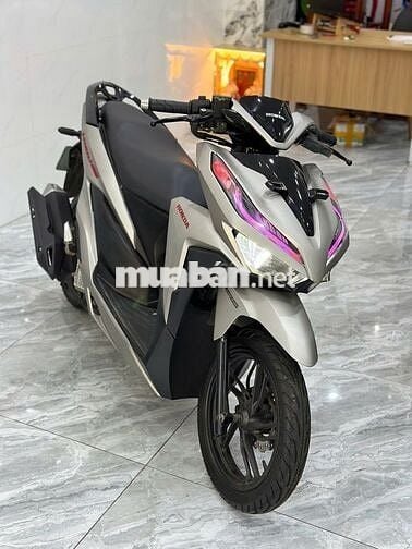 Vario 150 Smartkey Led Audi bao cháy phố