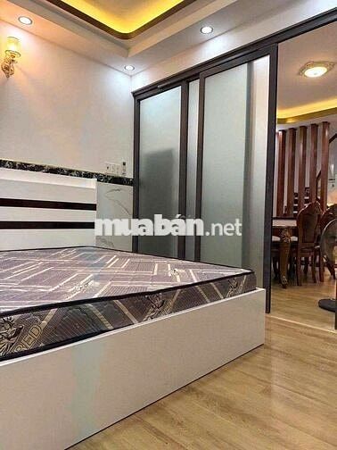 Cho Thuê Nhà Đường Trần Quang Diệu, Quận 3 ( Có Thang Máy - Ở / KD )