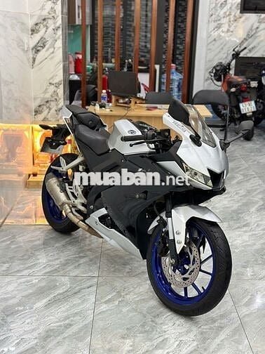 R15 V3 màu bạc cực chất máy móc bao zin