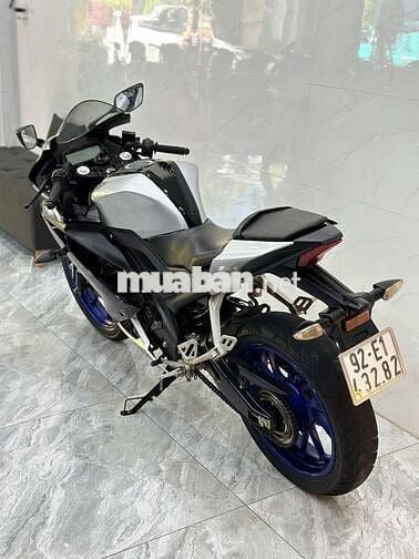 R15 V3 màu bạc cực chất máy móc bao zin