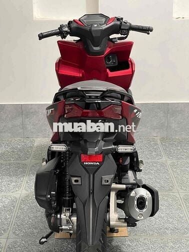 VARIO 160,ĐI LƯỚT 4 NGÀN KM,XE ĐẸP NHƯ MỚI,CÓ GÓP