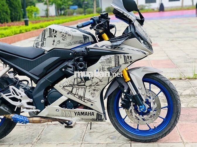 YAMAHA R15 V3 XÁM DÁN SIÊU ĐẸP TRA GOP KO LÃI.
