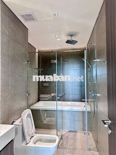 Chỉ 18tr/th trải nghiệm Diamond Centery 3PN chuẩn Resoft, view hồ bơi