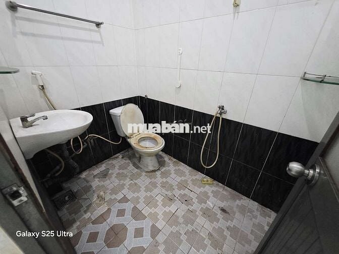 CHO THUÊ NHÀ 2 TẦNG LẦU ĐÚC KIÊN CỐ 2PNỦ 2WC