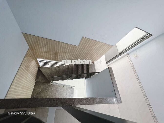 CHO THUÊ NHÀ 2 TẦNG LẦU ĐÚC KIÊN CỐ 2PNỦ 2WC
