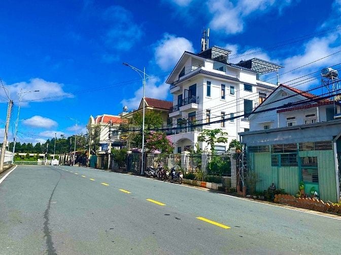 KHU VIP - KHAN HIẾM, Bán GIÁ TỐT Villa sân vườn Khu Đồi Trà