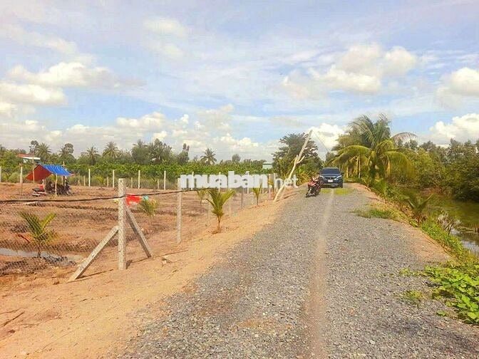 Chỉ 450tr sở hữu 500m2 đất vườn chuyển thổ View Kênh
