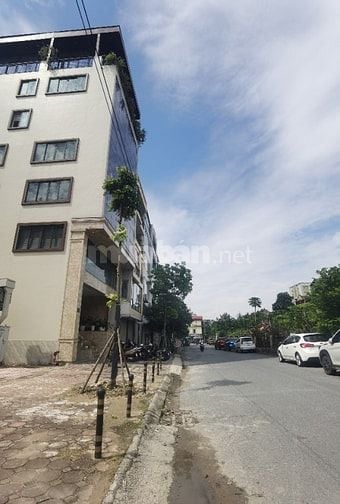 Bán đất Vũ Đức Thận, ô tô tránh, vỉa hè kd. DT 51 m2, MT 4m. Giá 11 tỷ