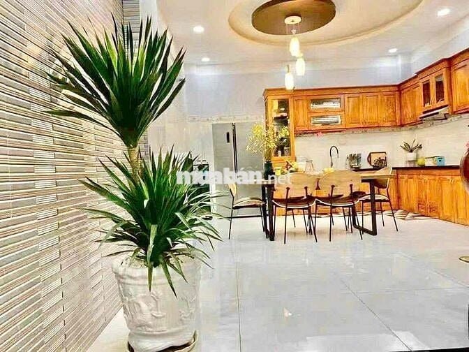 cho thuê nhà nguyên căn Full nội thất - 50m - giá 15tr