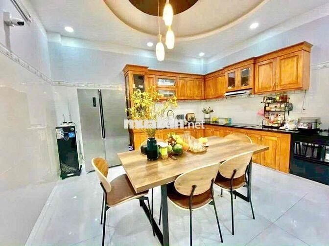 cho thuê nhà nguyên căn Full nội thất - 50m - giá 15tr