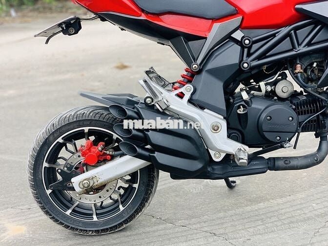 MV AGUSTA MÀU ĐỎ ZIN CHẤT MỚI CHẠY BỐC.