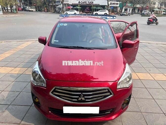 Mitsubishi Attrage 2019 đk 2020 số sàn màu đỏ