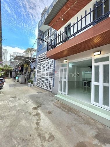 NHÀ BÁN HẺM 4m.. HUỲNH TẤN PHÁT- NHÀ BÈ