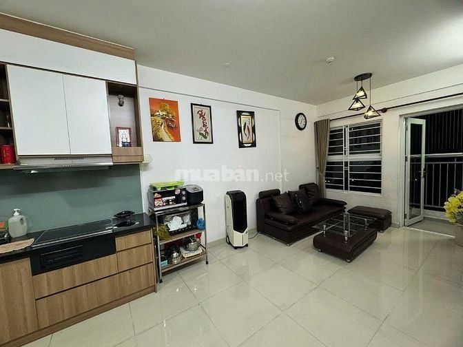 Chung cư Screc, Trường Sa, Quận 3: 10tr5, có nội thất, 55m2, 1p ngủ