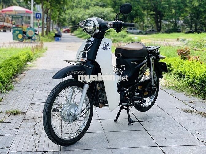 HONDA CUB 50CC MÀU ĐEN NHÁM HỌC SINH ĐI HỌC