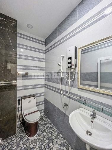 CHỈ 3 TỶ 750 SỞ HỮU NHÀ HOÀNG HOA THÁM - BÌNH THẠNH SHR 