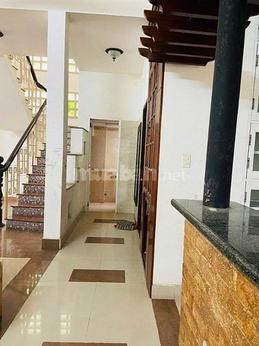 Bán nhà Biệt thự rẻ đẹp hxh (13x19) Dương Quảng Hàm p6 Gò Vấp (Bờ kè)