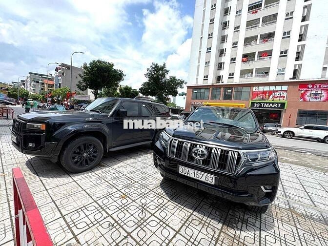 Prado Trung Đông ,hộp lạnh , ổ cắm 220v , 6xx ,Zin