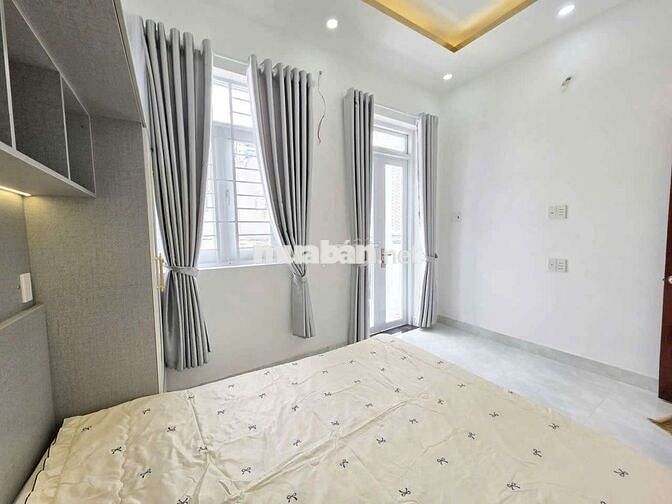 Nhà hxh shr hoàn công đủ Huỳnh Tấn Phát hỗ trợ vay Nhà Bè 3 tầng 4pn