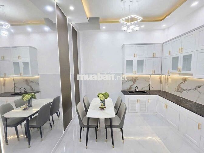 Nhà hxh shr hoàn công đủ Huỳnh Tấn Phát hỗ trợ vay Nhà Bè 3 tầng 4pn