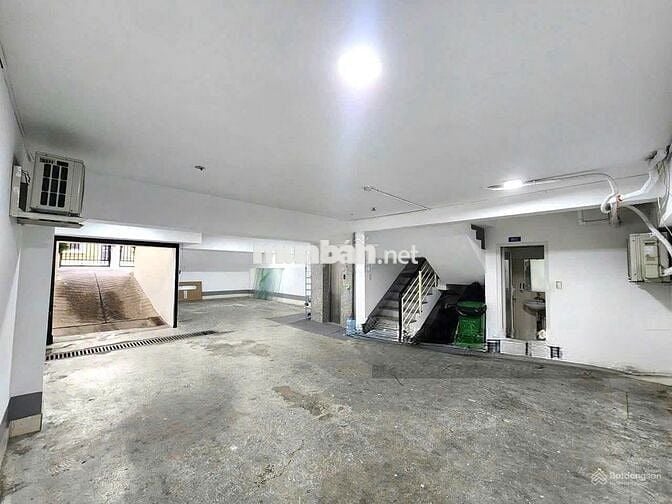 Cho Thuê Nhà Đường Thích Minh Nguyệt, Tân Bình ( 8x20m - Thang Máy )