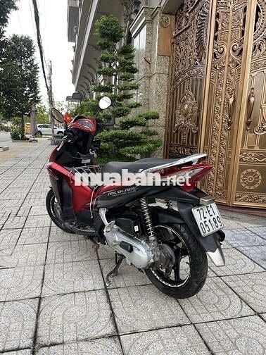 Honda Air Blade 110 Fi xe mua mới chính chủ 10tr5