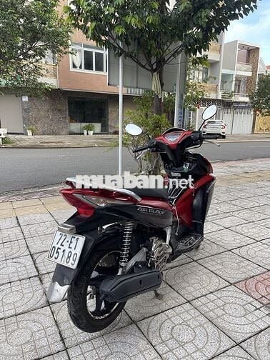 Honda Air Blade 110 Fi xe mua mới chính chủ 10tr5
