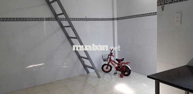 Phòng trọ 3,1 triệu ( 20 m2) vườn lài q12