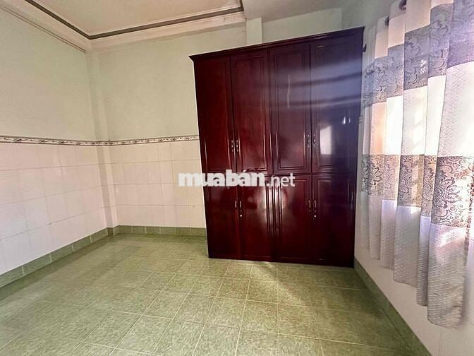 Cho thuê 1 phòng trọ sạch sẽ, an ninh. nhà mặt tiền 30/4