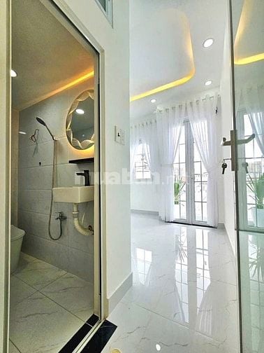 Nhà đẹp 2 lầu có sổ hồng gần Phú Mỹ Hưng quận 7