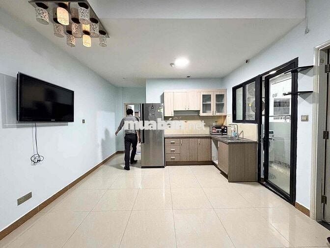 Cho Thuê CC 2PN 1PK 53m2 Thang Máy Hầm Xe Bảo Vệ Ngay ĐH Bách Khoa Q10