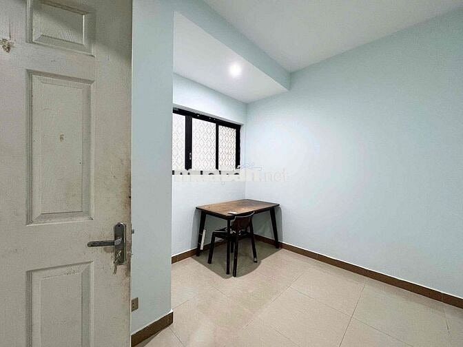 Cho Thuê CC 2PN 1PK 53m2 Thang Máy Hầm Xe Bảo Vệ Ngay ĐH Bách Khoa Q10