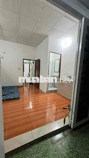 STUDIO BAN CÔNG FULL NỘI THẤT GIỮA TRƯỜNG CÔNG THƯƠNG VÀ VĂN HIẾN