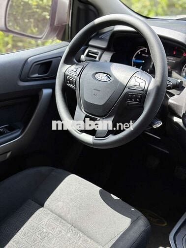 2020 XLS 2.2L 4x2 MT - 118000 km (Số sàn)