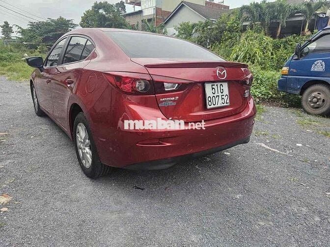 Mazda 3 2018 1.5 AT Sedan - 33000 km