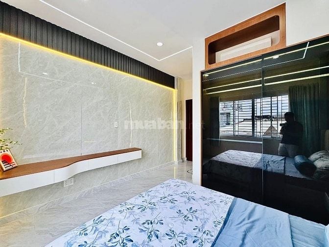 Cần vốn Bán gấp nhà Phan Văn Trị,p10, Gò Vấp. 65m2. Chỉ 2,82tỷ. Hẻm5m