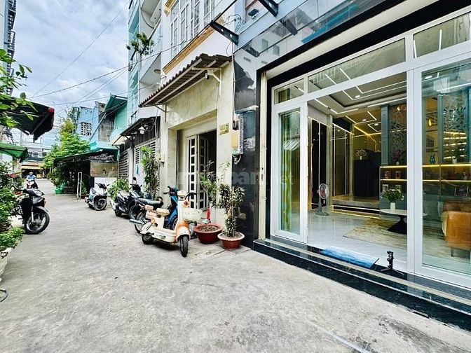 Cần vốn Bán gấp nhà Phan Văn Trị,p10, Gò Vấp. 65m2. Chỉ 2,82tỷ. Hẻm5m