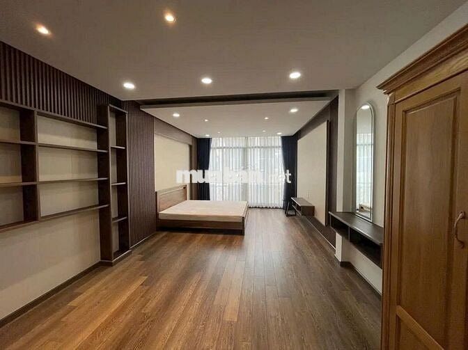 Bán Nhà Trần Quốc Hoàn Cầu Phân Lô Ô Tô Tránh 55m 6 Tầng. Giá 18 tỷ