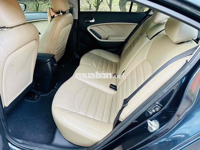 Kia Cerato 2018 1.6 AT - 85000 km