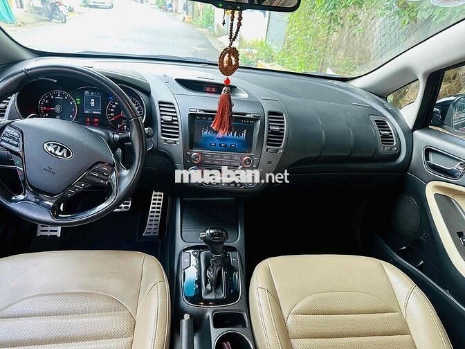 Kia Cerato 2018 1.6 AT - 85000 km