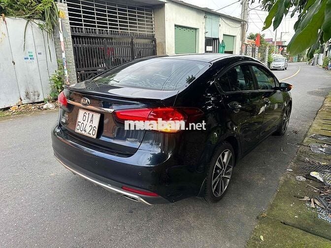 Kia Cerato 2018 1.6 AT - 85000 km