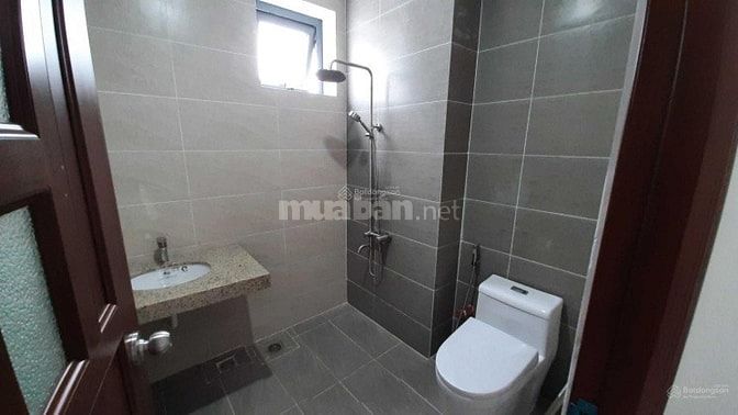 Phòng , chdv đầy đủ NT đường Liên Phường, đối diện Global city