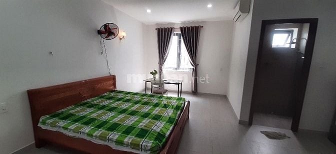 Phòng , chdv đầy đủ NT đường Liên Phường, đối diện Global city