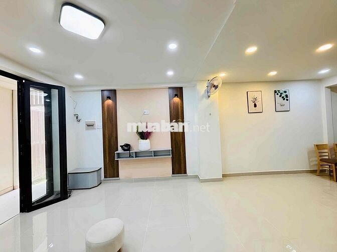 Nhà bán ngay Lũy Bán Bích- DT:4,5x9- đúc 3 tầng- chi 4.xtỷ