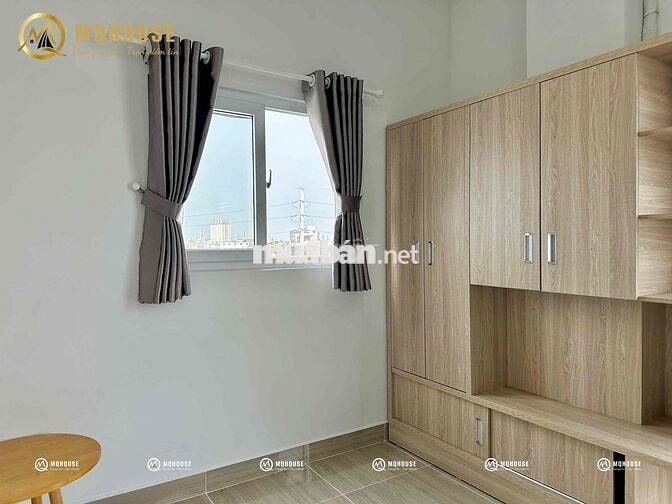 Duplex ban công, máy giặt riêng, full nội thất, phòng rộng ngay VHU