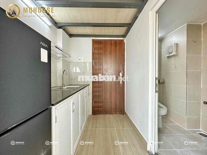 Duplex ban công, máy giặt riêng, full nội thất, phòng rộng ngay VHU