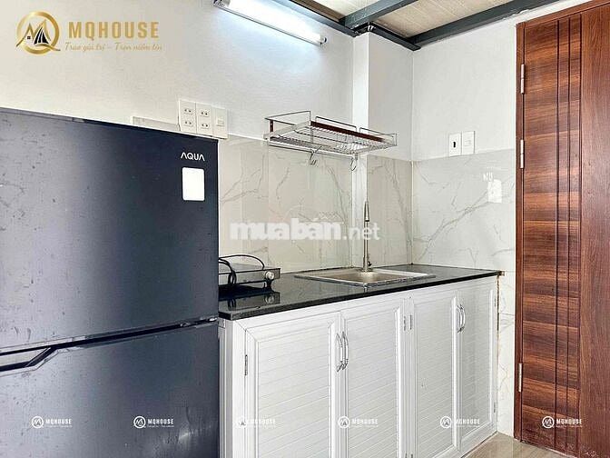 Duplex ban công, máy giặt riêng, full nội thất, phòng rộng ngay VHU