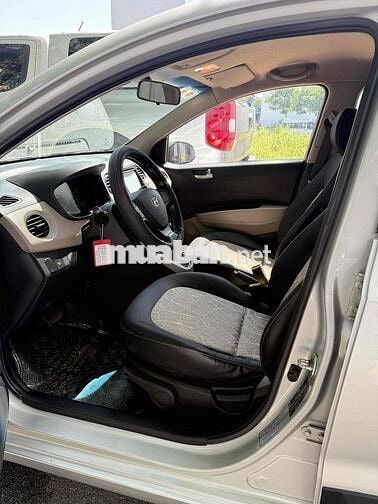 Hyundai Grand i10 2015 đk 2016 AT một chủ mua mới.