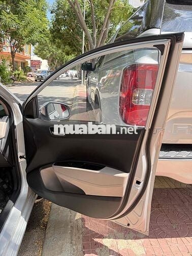 Hyundai Grand i10 2015 đk 2016 AT một chủ mua mới.