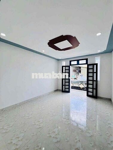 xã lỗ căn nhà shr giá rẻ 2 tỷ có 3PN đường xe hơi